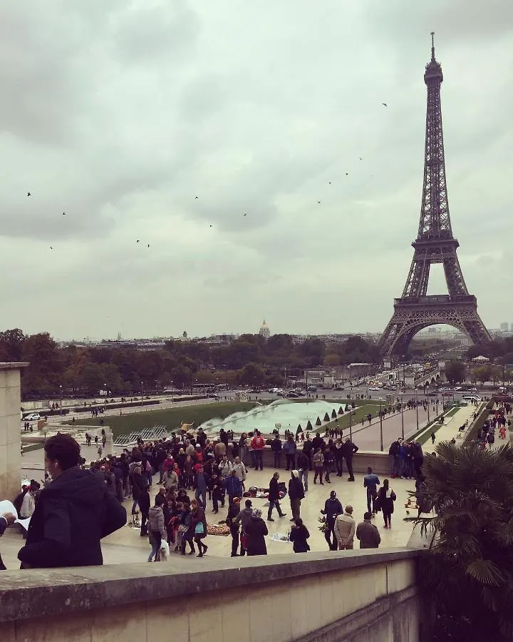 Cosy Apartment Near Eiffel Tour Paris 0*,